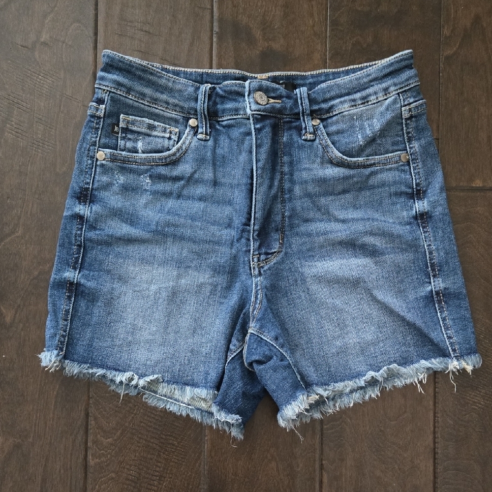 Judy Blue Jean Shorts Blue Distressed Frayed Hem